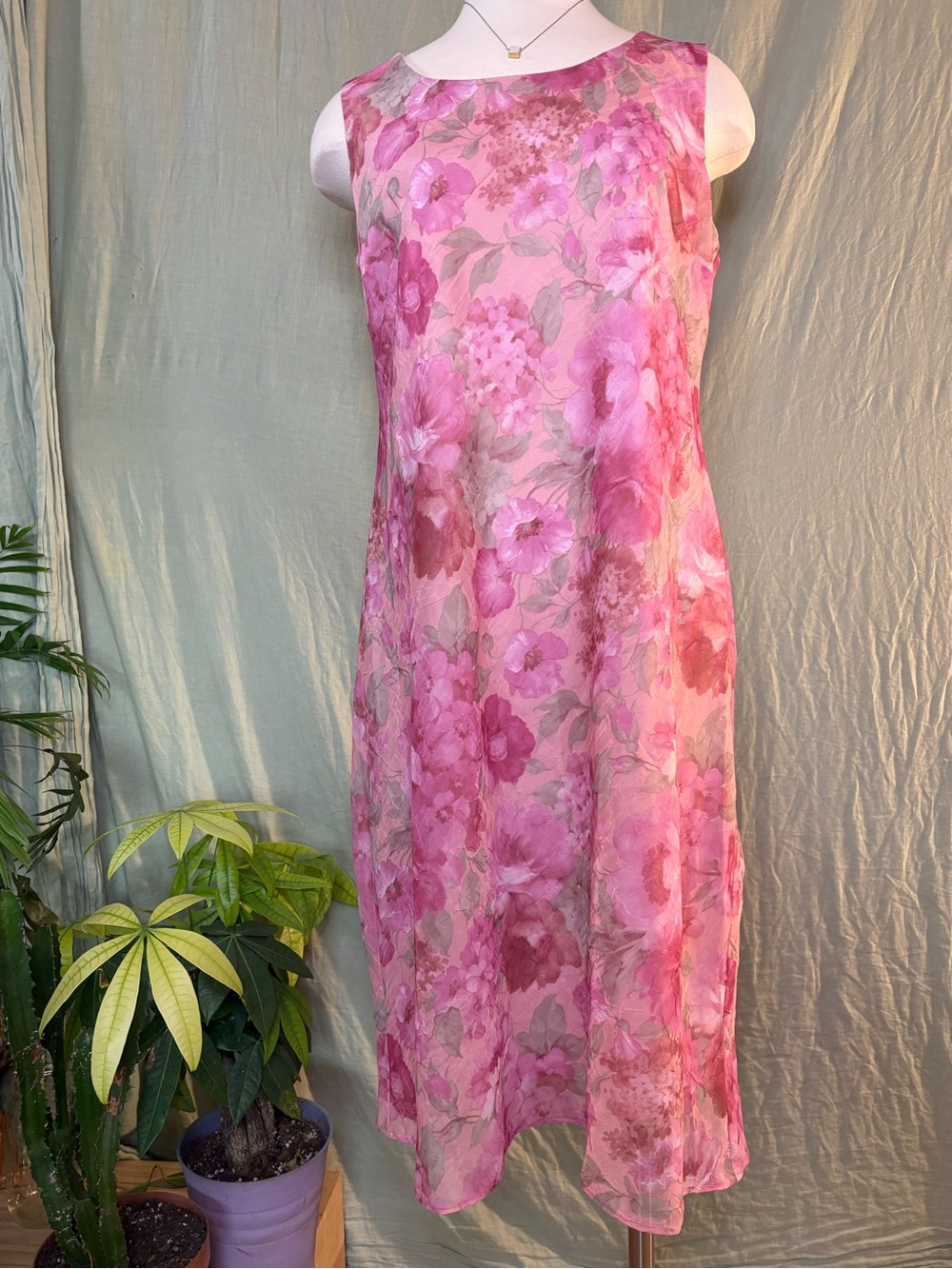Sleeveless Pink Floral Midi Dress